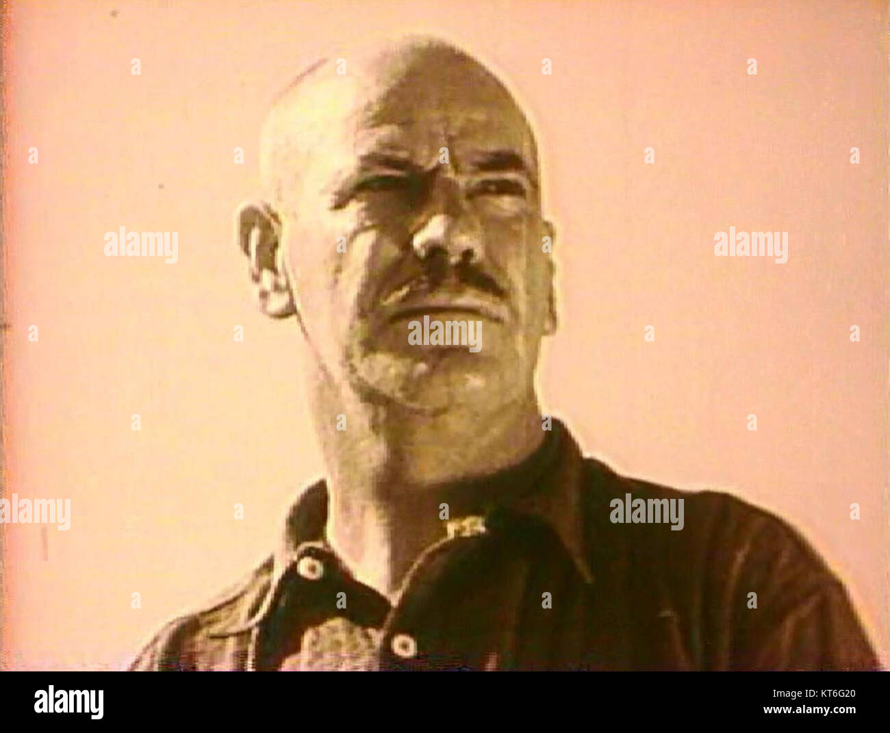 Arizona Days (1928) est un film occidental muet réalisé par J.P. McGowan. Situé dans le sud-ouest américain, il raconte l'histoire de l'aventure et du drame dans le paysage désertique. Banque D'Images