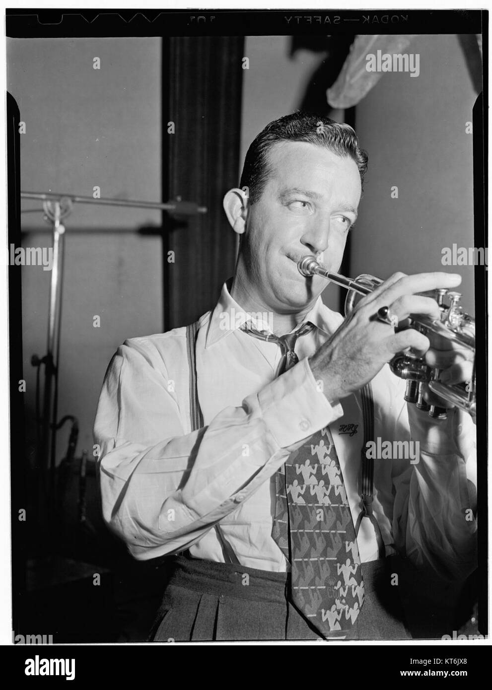 (Portrait de Harry James, Coca Cola radio show répétition, New York, N.Y., ca. July 1946) (4843748324) Banque D'Images