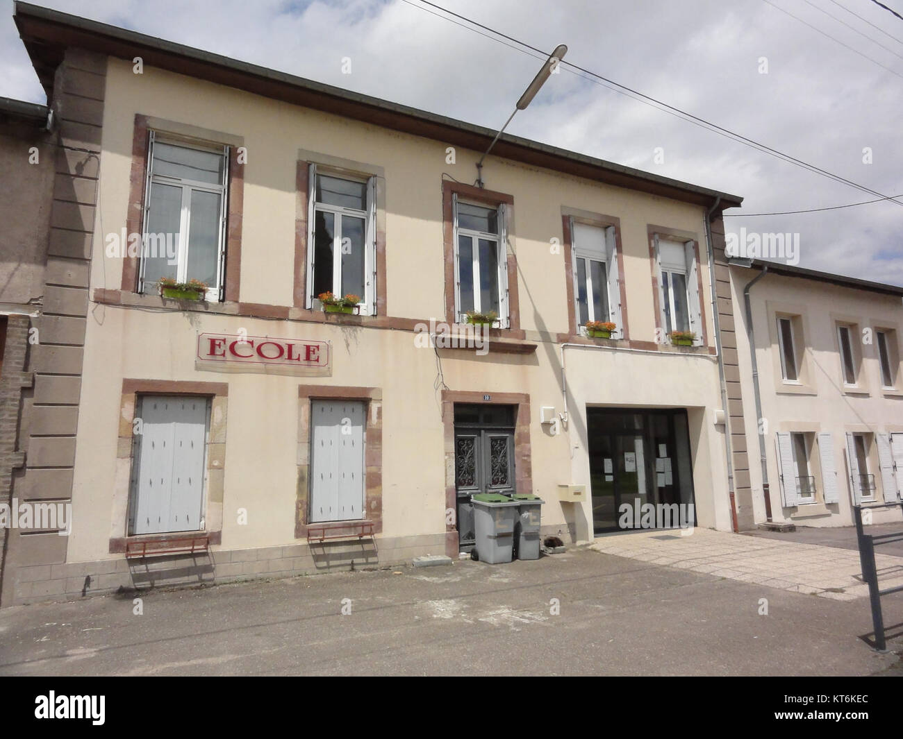 Arracourt en Meurthe-et-Moselle, en France, est une région d'importance historique. Cette photographie capture son rôle lors de l'événement spécifique d'intérêt, soulignant la place de la région dans l'histoire. Banque D'Images Arracourt en Meurthe-et-Moselle, en France, est une région d'importance historique. Cette photographie capture son rôle lors de l'événement spécifique d'intérêt, soulignant la place de la région dans l'histoire. Banque D'Images