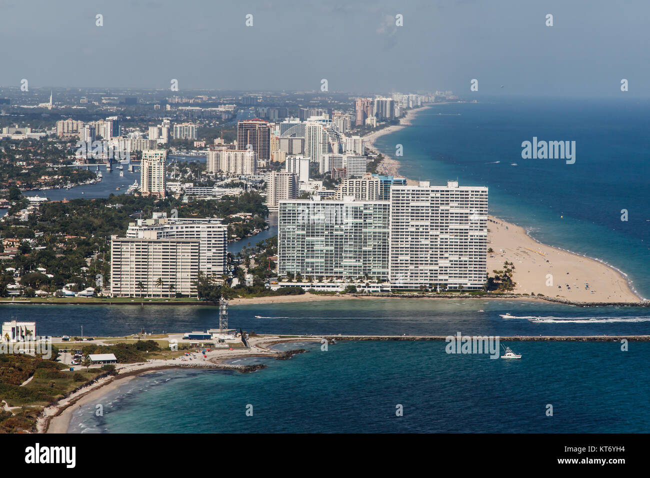 Fort Lauderdale Beach face au nord de Port Everglades Banque D'Images