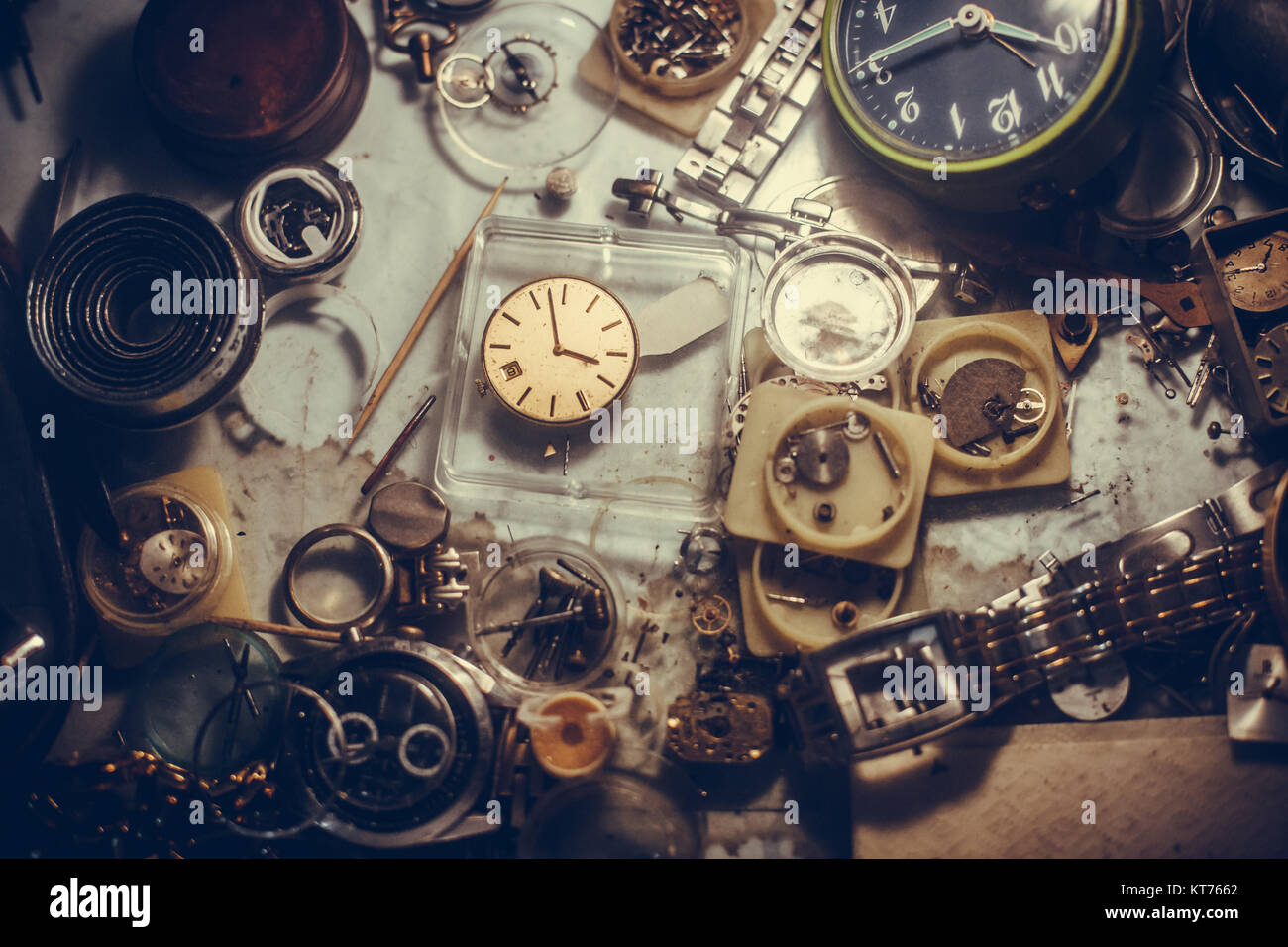 Watch repair shop Photo Stock Alamy