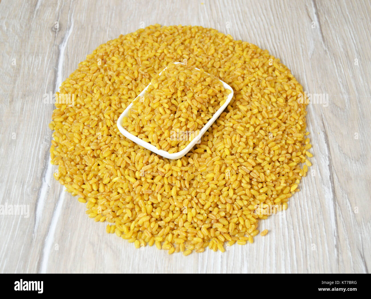 Gros gros grain, boulgour boulgour, riz entier, boulgour boulgour pilaf de boulgour, jaune, la Turquie, boulgour boulgour.turc bulgur naturels et biologiques Banque D'Images