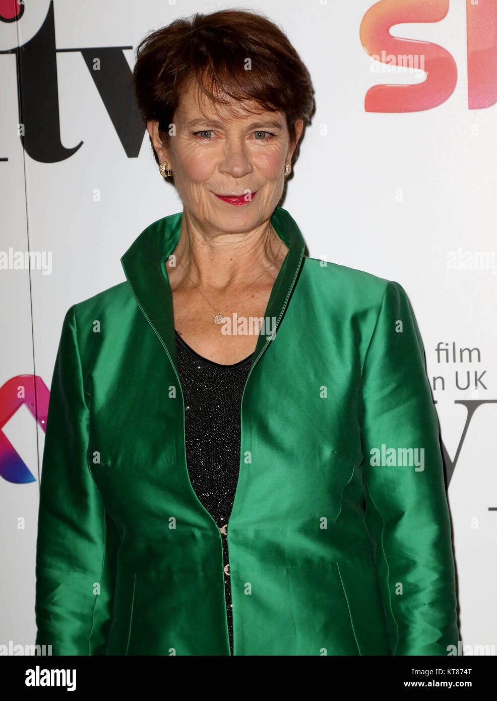 1 déc 2017 - Celia Imrie assistant à Women in Film and Television Awards 2017 à Park Lane Hilton Hotel à London, England, UK Banque D'Images