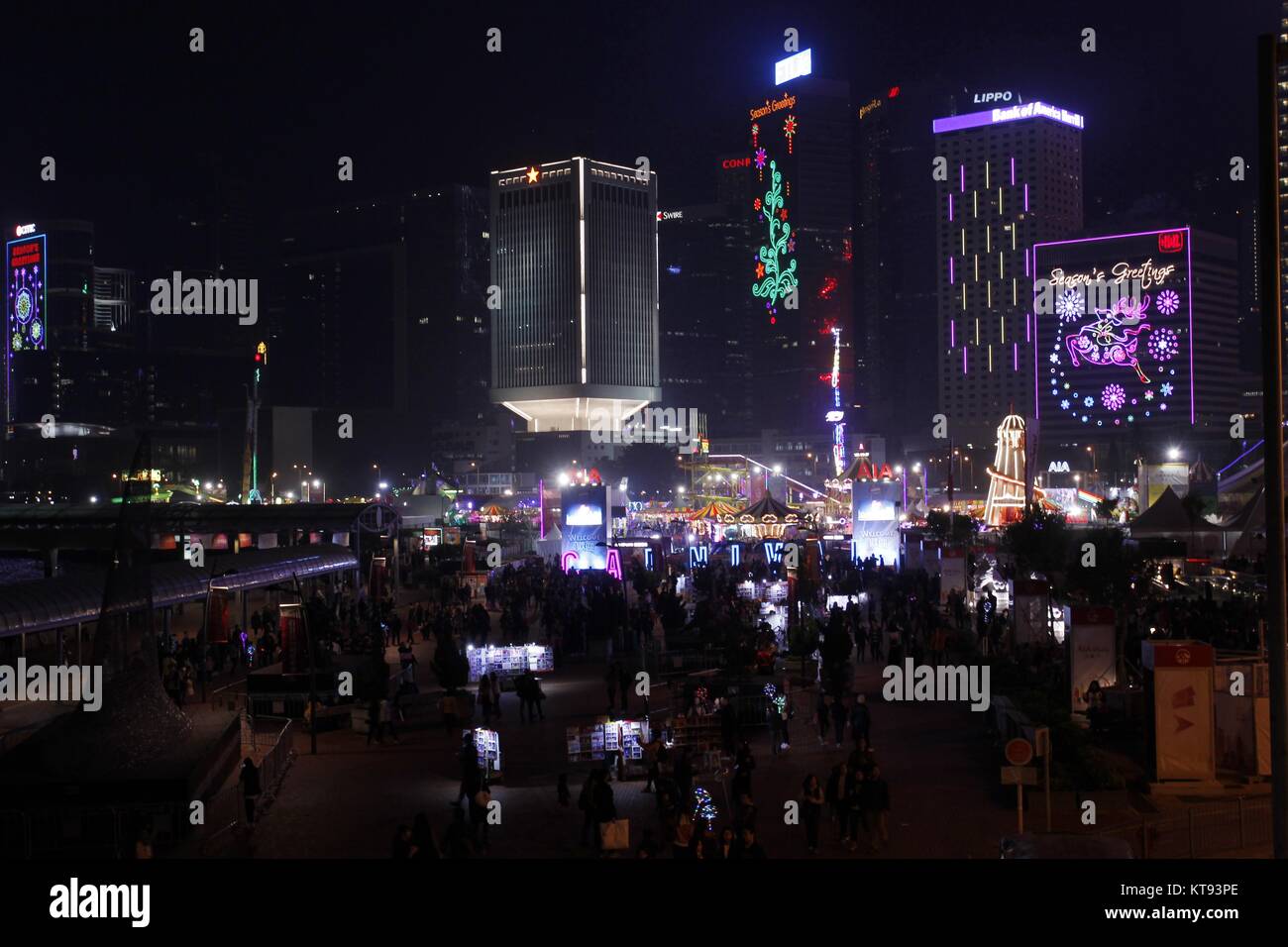 Hong Kong, Chine. 26Th Dec 2017. Le cirque est mis en place pour la célébration de Noël dans le centre financier au niveau central. Les citoyens de Hong Kong sera célébrer Noël demain.23-Dec 2017.Hong Kong.ZUMA/Liau Chung Ren : Crédit Liau Chung Ren/ZUMA/Alamy Fil Live News Banque D'Images