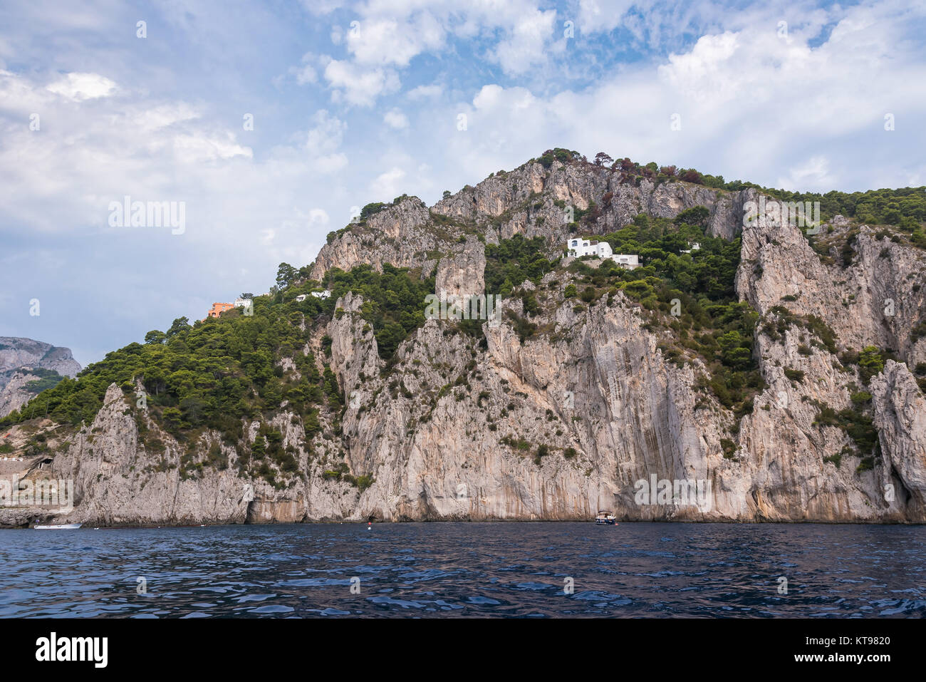 Maison sur une falaise sur l'île de Capri Banque D'Images