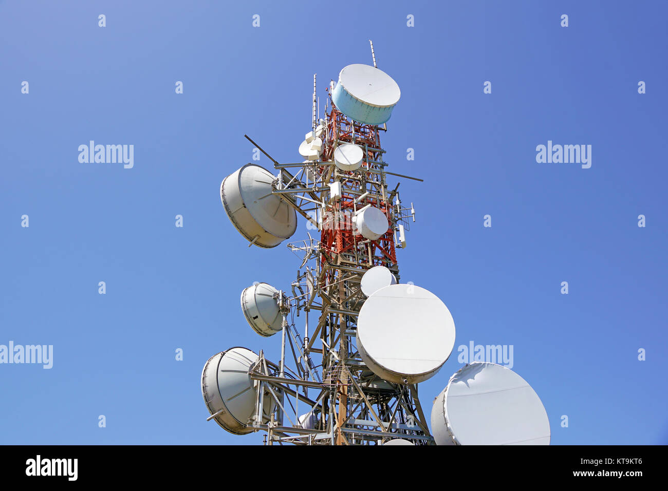 Antennes de télécommunication Banque D'Images