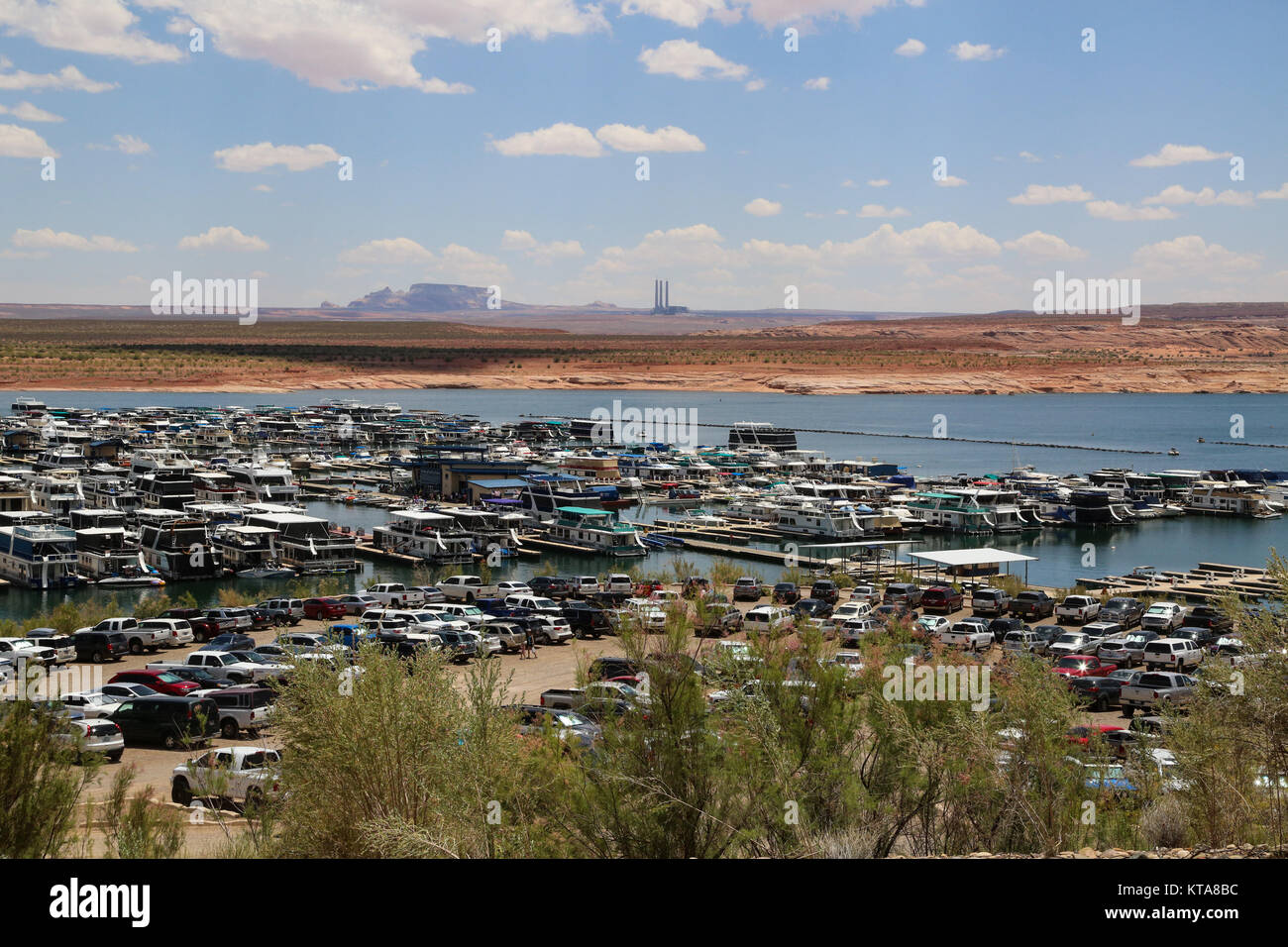 Port de plaisance sur le Lac Powell, Glen Canyon National Recreation Area, Arizona Banque D'Images