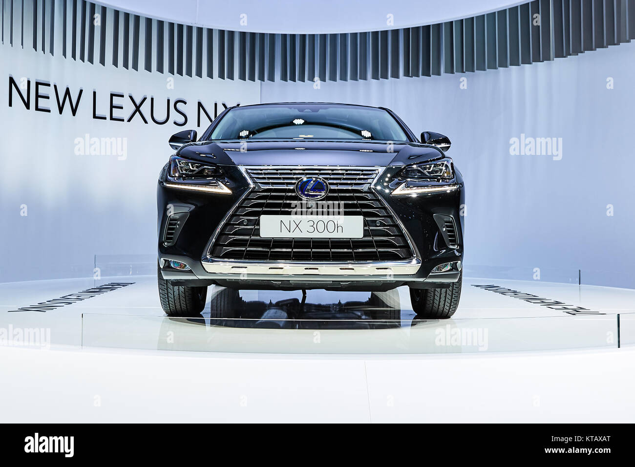 Francfort, Allemagne - le 12 septembre 2017 : 2018 Lexus NX 300h présentés sur le 67-ème Salon International de l'Automobile de Francfort (IAA) dans le parc des expositions Messe Frankfurt Banque D'Images