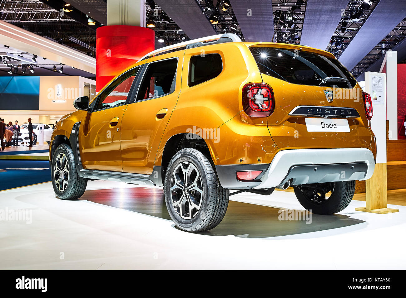 Francfort, Allemagne - le 12 septembre 2017 : 2018 Dacia Duster présenté sur le 67-ème Salon International de l'Automobile de Francfort (IAA) dans le parc des expositions Messe Frankfurt Banque D'Images
