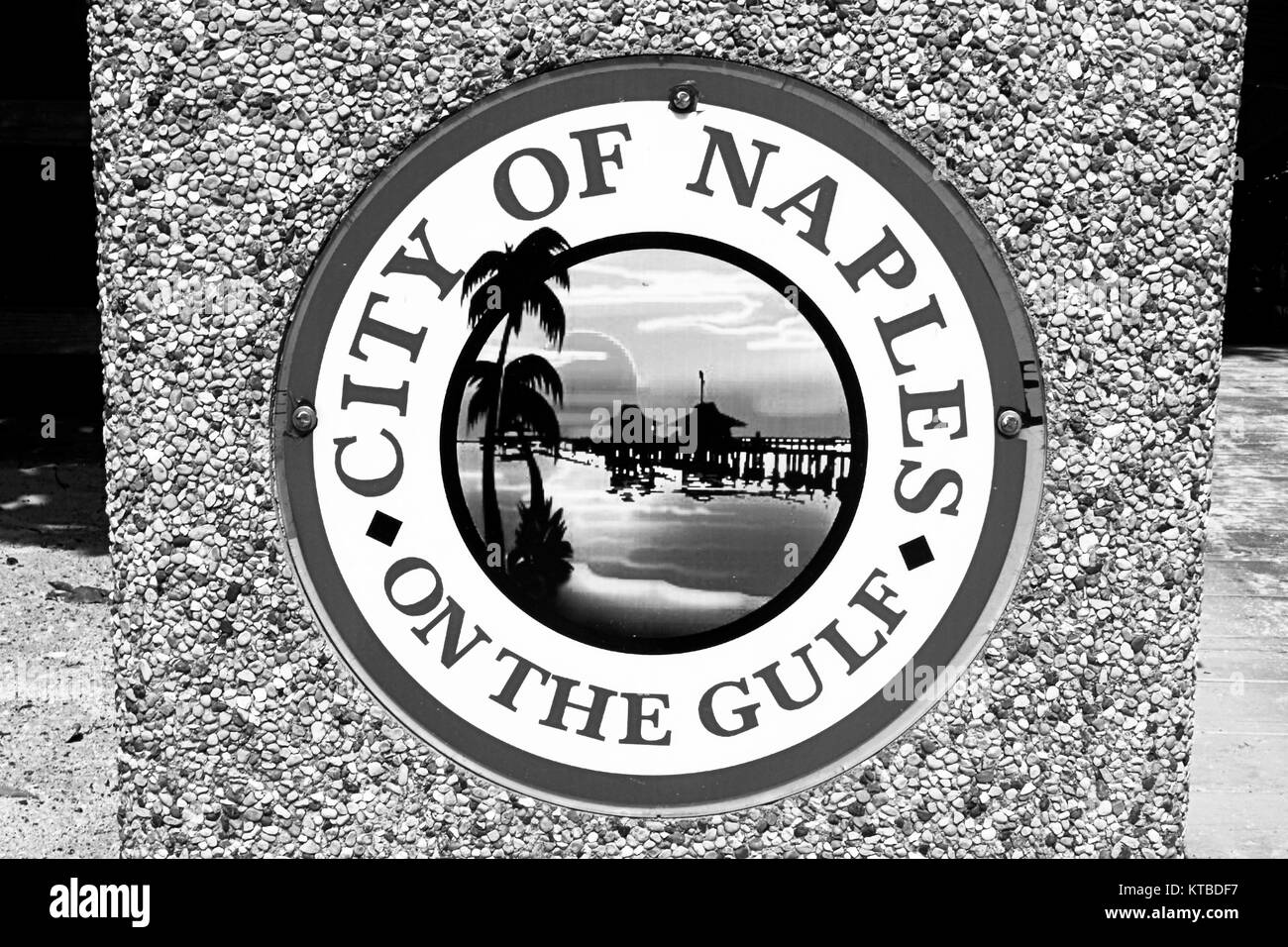 Ville de Naples poubelle noir blanc Banque D'Images