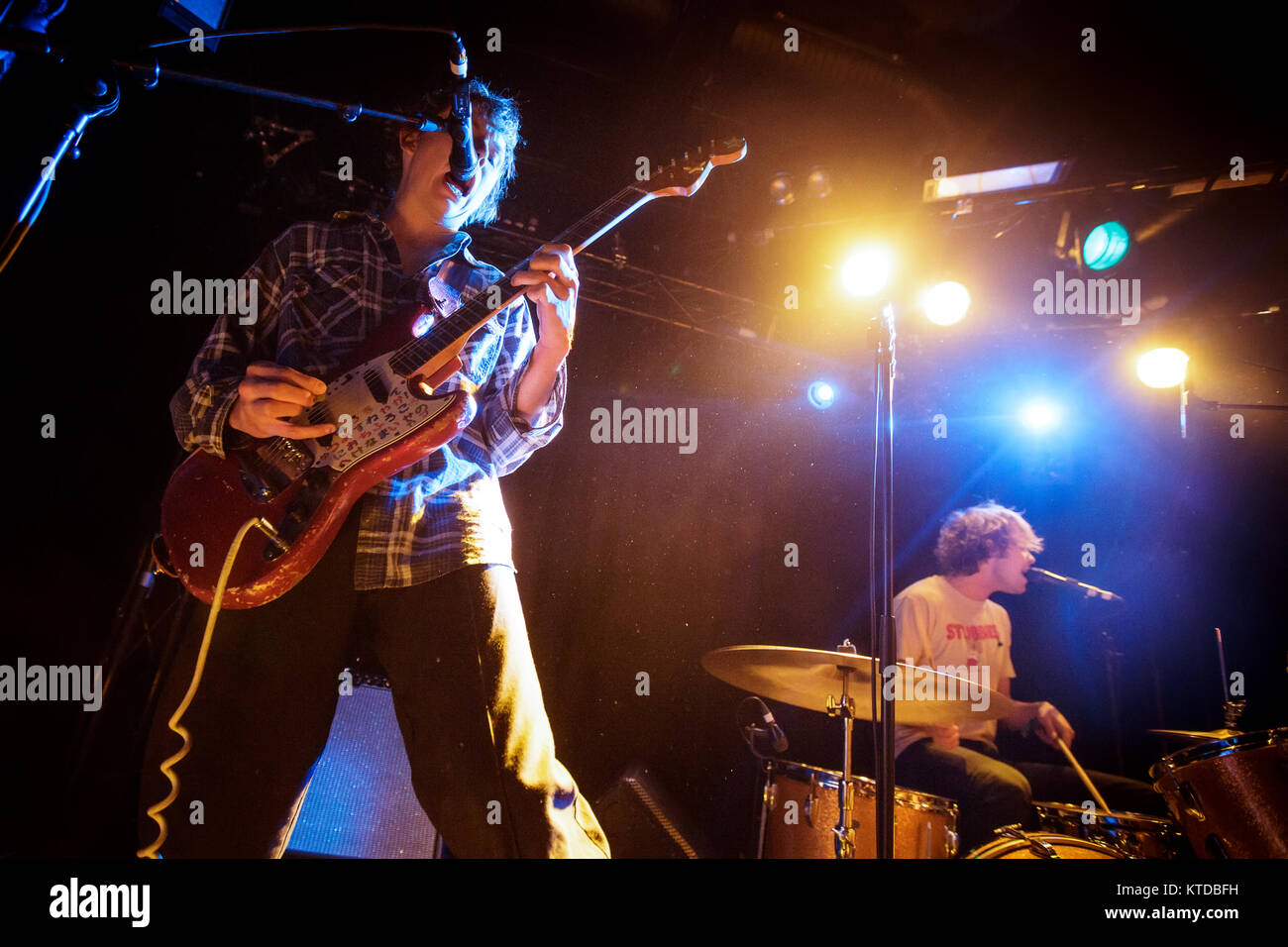 Le groupe de rock psychédélique australienne effectue un concert live à Pumpehuset à Copenhague. Ici guitariste et chanteur Nick Allbrock est vu sur scène. Le Danemark, 10/03 2015. Banque D'Images