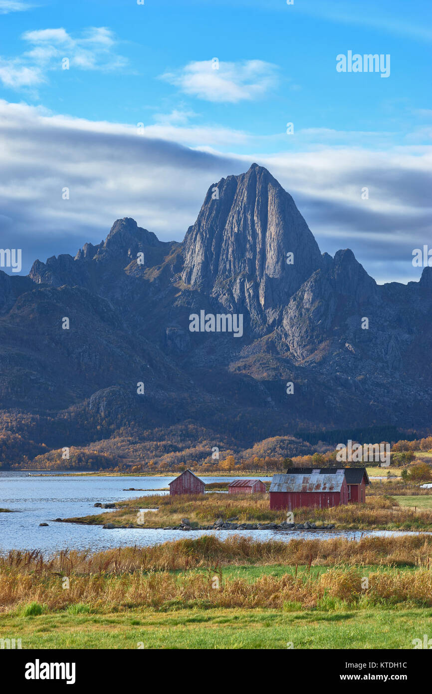 Reka sur Langoya, Sortland, Nordland, Norvège Banque D'Images