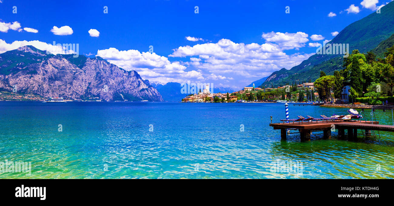 Malcesine impressionnant village, Le Lac de Garde, Italie du Nord. Banque D'Images