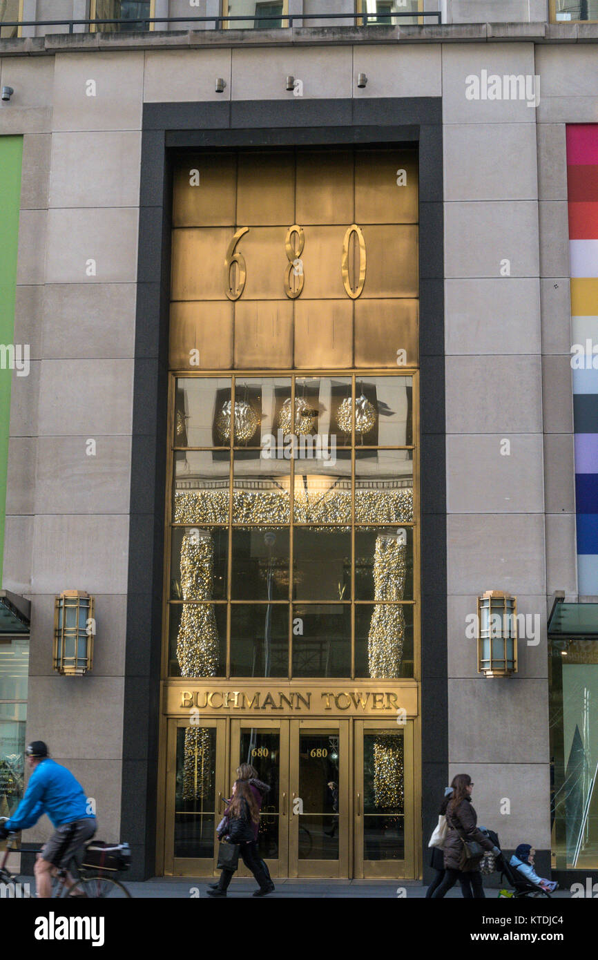 La façade de l'immeuble de la 5e Avenue, New York, USA Banque D'Images