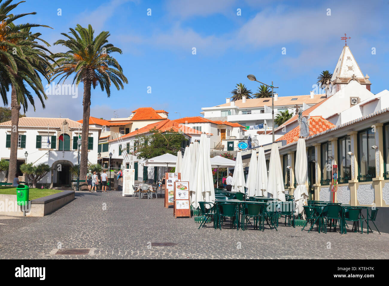 Vila Baleira, Portugal - 18 août 2017 : Street View de Largo do Pelourinho street de Vila Baleira la seule ville et capitale de Porto Santo Island Banque D'Images