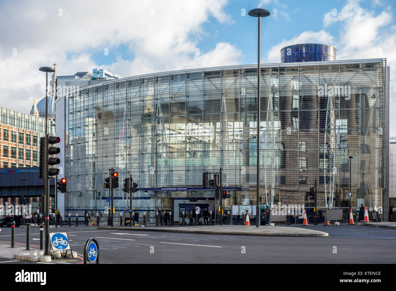 La station de métro Blackfriars, gare, Ville de London, UK Banque D'Images