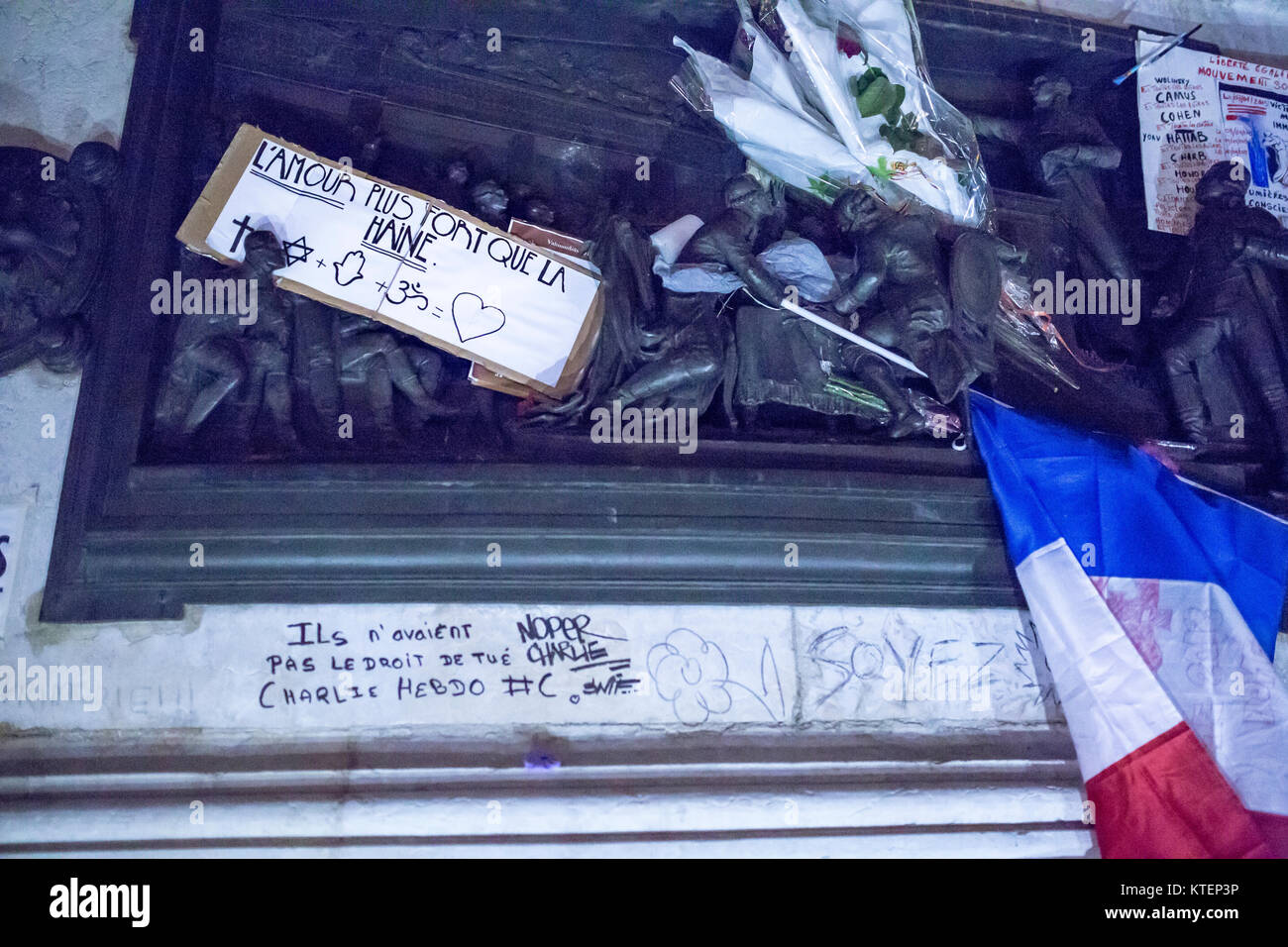 Hommage aux victimes de meurtre Charlie Hebdo à Paris le 7 janvier 2015. Banque D'Images