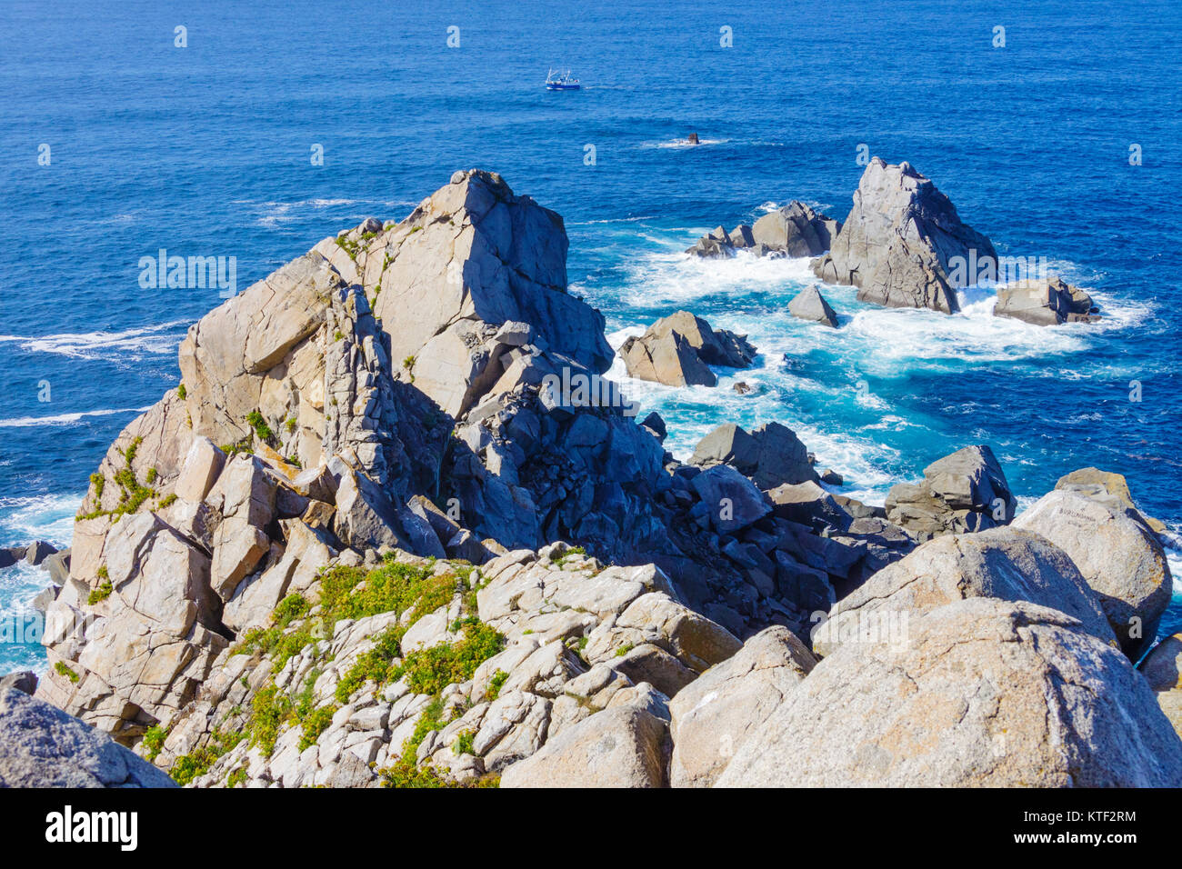 Piton rocheux à l'extrémité de l'Estaca de Bares, Coruna province, Galice, Espagne, Europe Banque D'Images