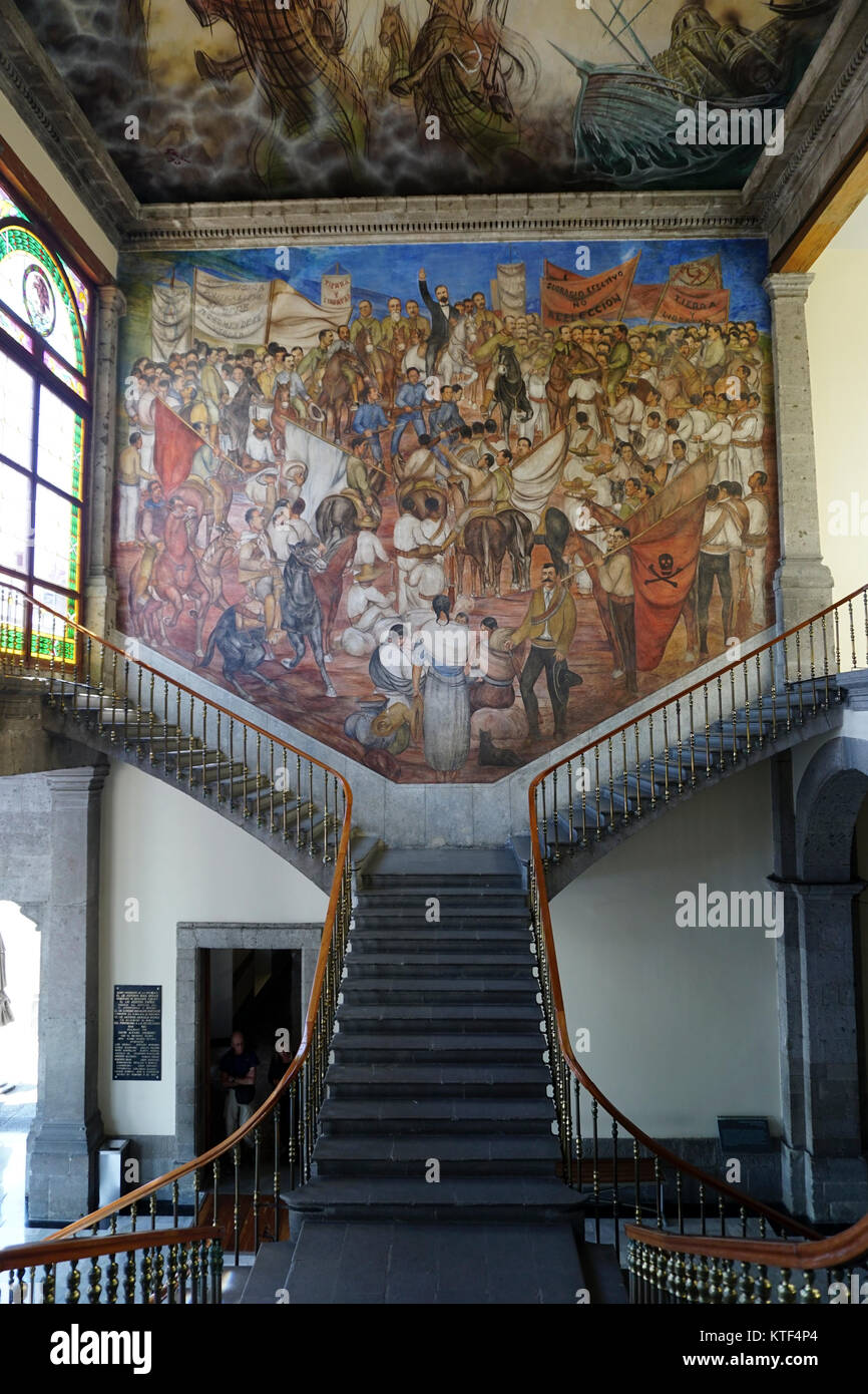 Musée national d'histoire à El Castillo de Chapultepec (château de Chapultepec), parc de Chapultepec, Mexico, Mexique. Banque D'Images