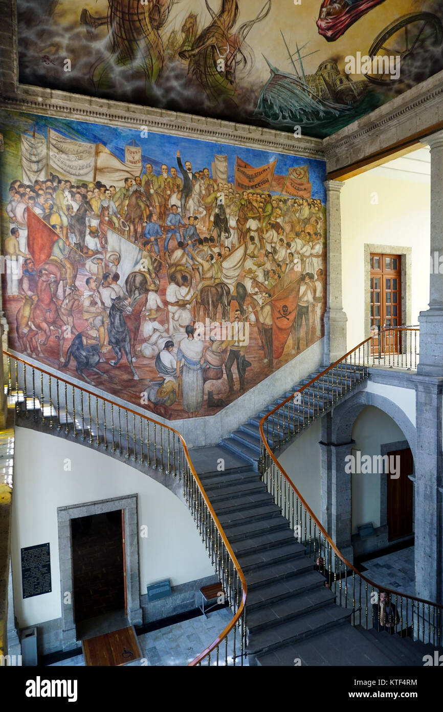 Musée national d'histoire à El Castillo de Chapultepec (château de Chapultepec), parc de Chapultepec, Mexico, Mexique. Banque D'Images