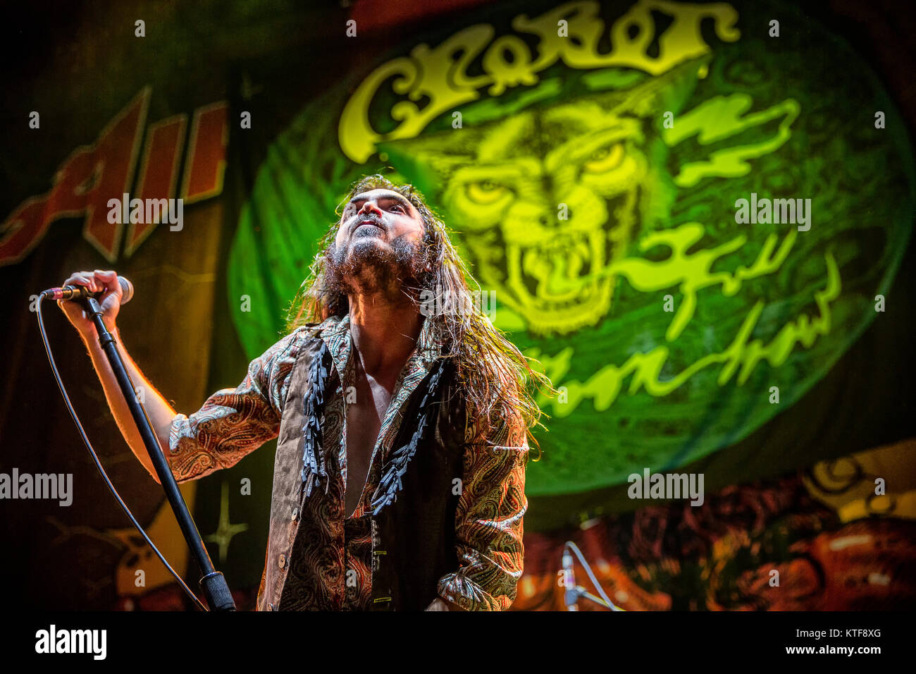 Le groupe de hard rock américain Crobot effectue un concert live à Oslo Spektrum. Ici chanteur et guitariste Brandon Yeagley est vu sur scène. La Norvège, 26/10 2016. Banque D'Images
