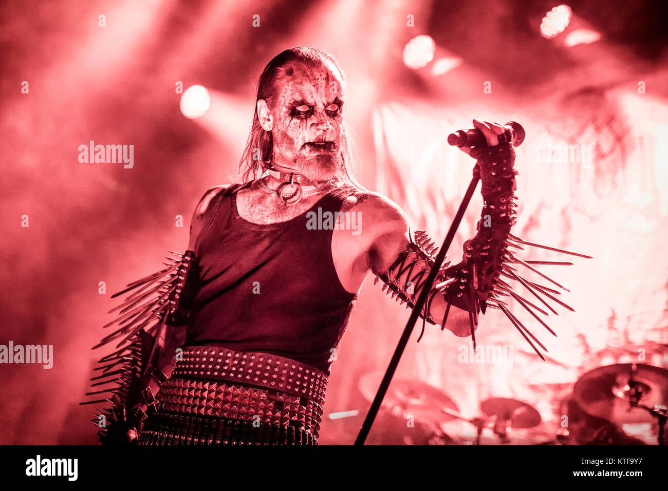 Le groupe de black metal norvégien Gorgoroth effectue un concert live au festival de heavy metal norvégien Inferno Metal Festival 2017 à Oslo. Ici le chanteur Hoest est vu sur scène. Oslo, 14/04 2017. Banque D'Images