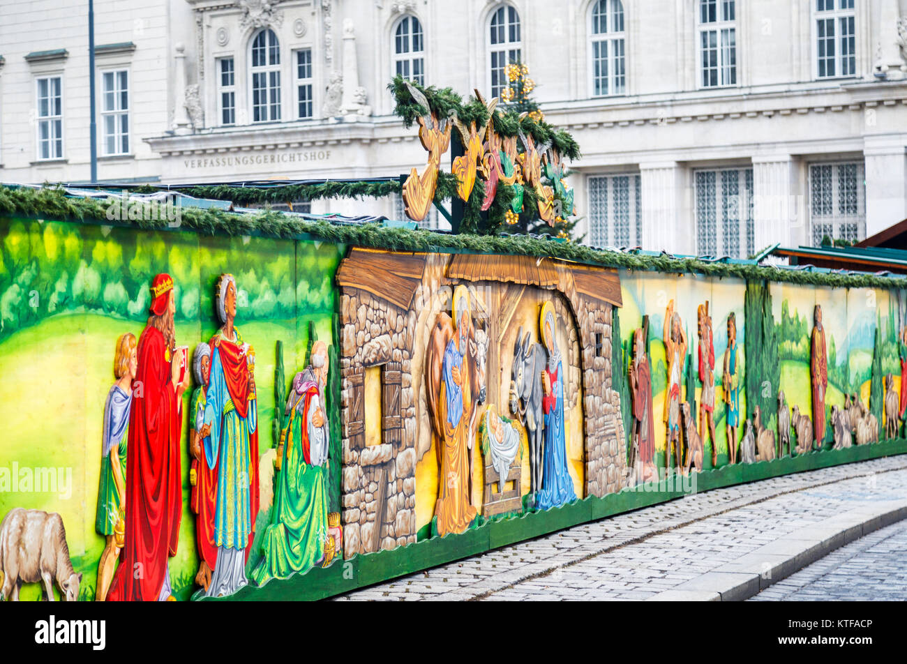 Bordure de couleur murale crèche à la traditionnelle saison de fête Altwiener Christkindlmarkt, ancien marché de Noël de Vienne, Vienne, Freyung Banque D'Images