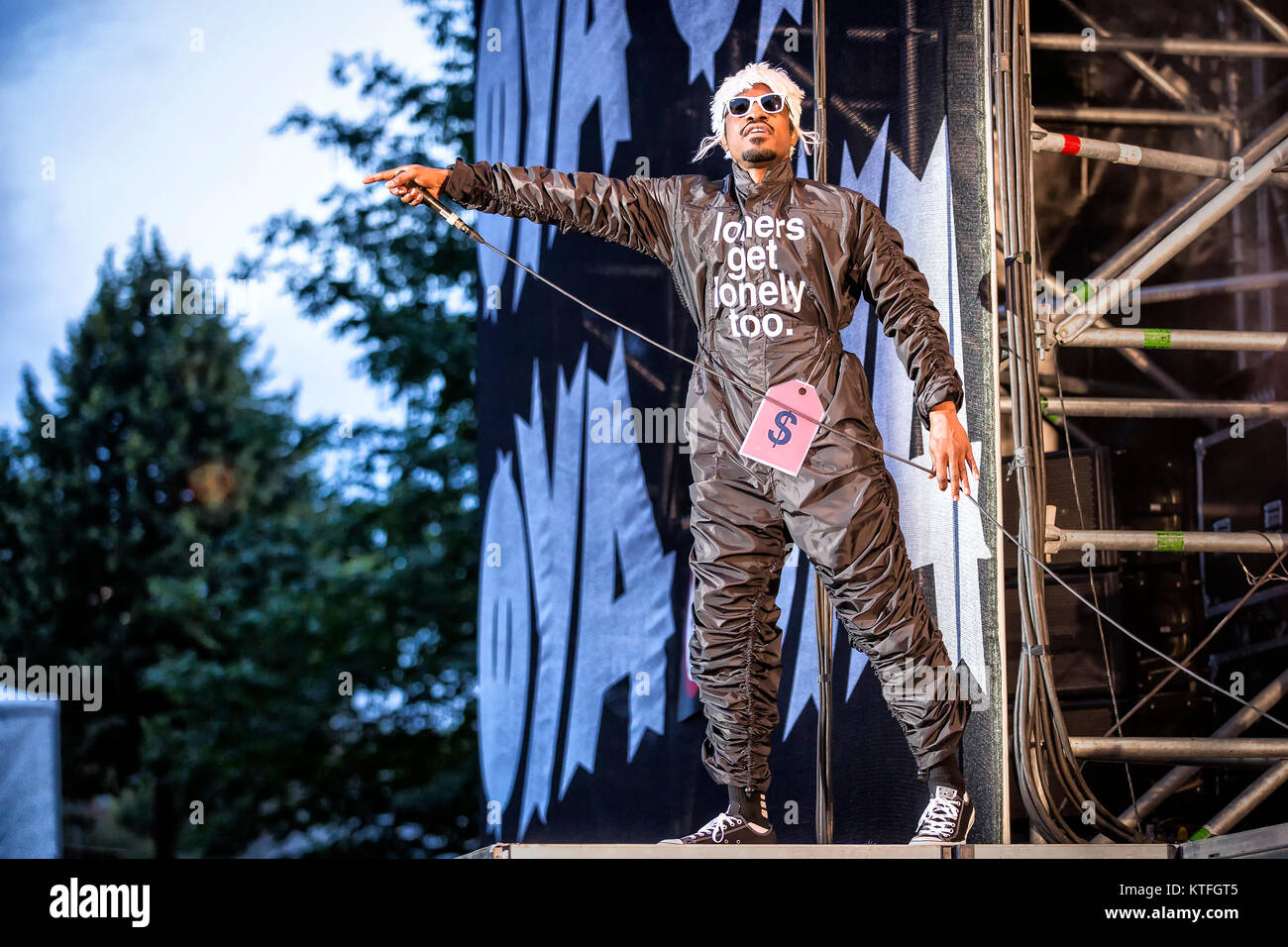 Le duo OutKast rap américain effectue un concert live au festival de musique norvégienne Øyafestivalen 2014. Le groupe basé à Atlanta, composé des deux rappeurs André 3000 (photo) et Big Boi. La Norvège, 07.08.2014. Banque D'Images