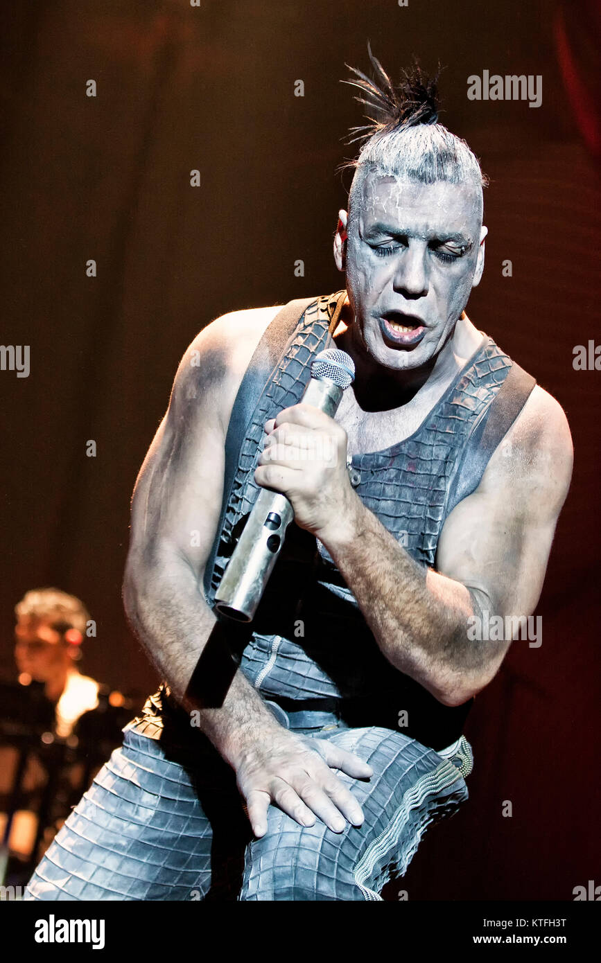 Rammstein till lindemann concert Banque de photographies et d’images à haute résolution Alamy