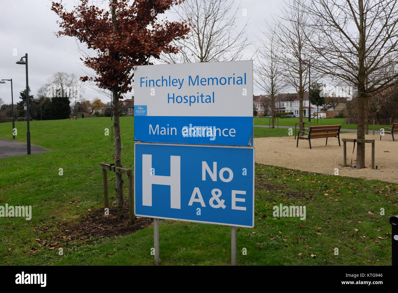 Panneau à l'entrée de Finchley Memorial Hospital. Banque D'Images
