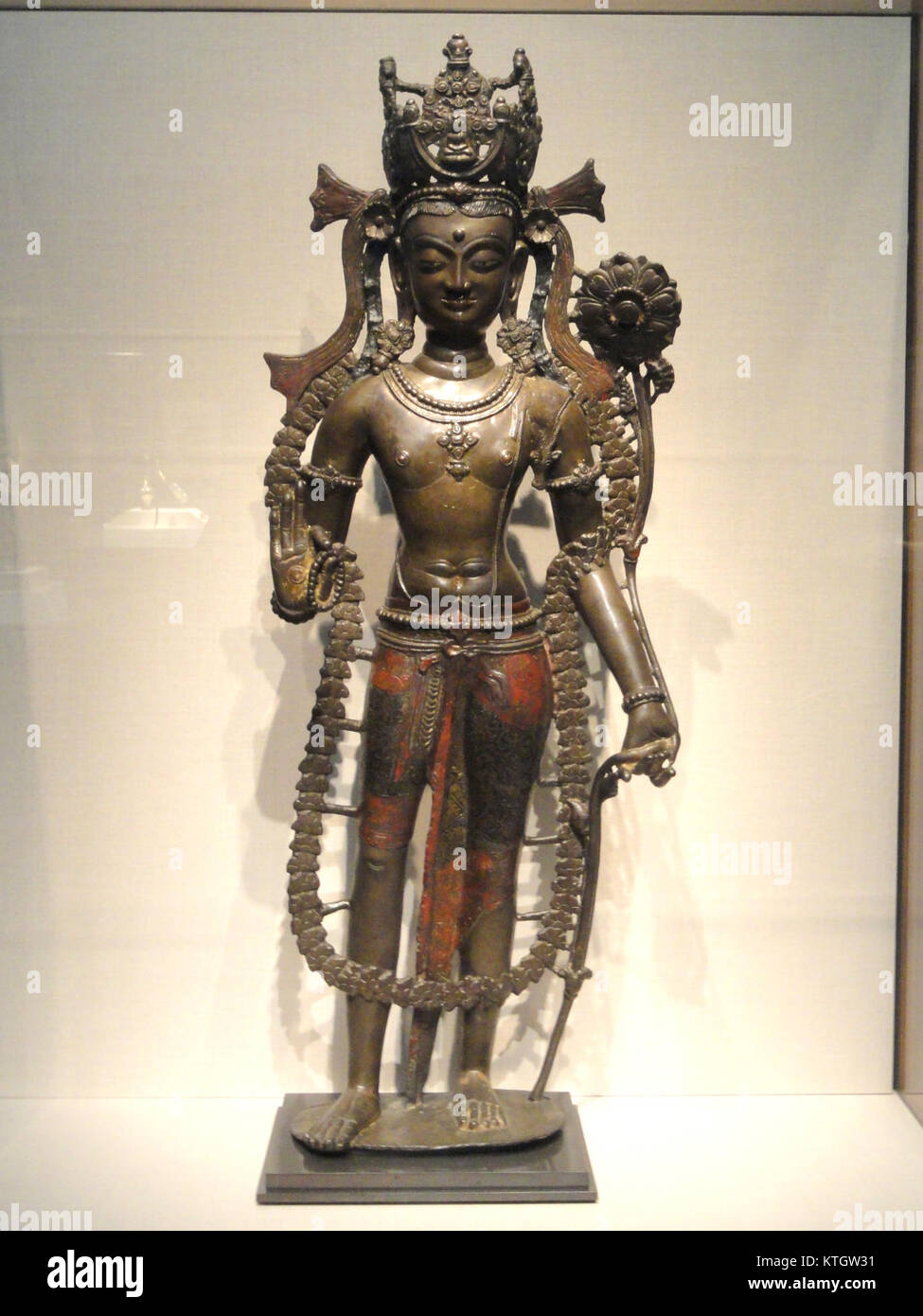 Avalokiteshvara, le Bodhisattva de la compassion, de Guge Kingdom, 1000 AD 1050, Nagari, Tibet occidental, avec un alliage de laiton cuivre et étain inlay, cire colorée, traces de dorure, et de pigments Freer Gallery of Art DSC05209 Banque D'Images