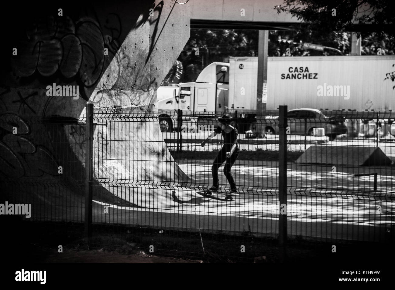 La planche en noir et blanc dans la ville de Mexico Banque D'Images