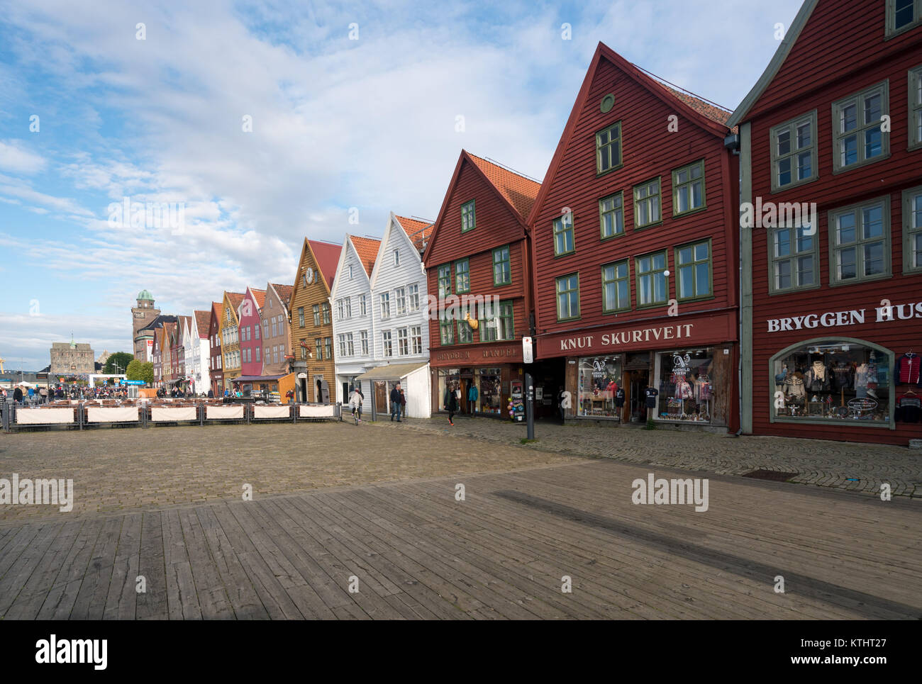 Boutiques de Bryggen à Bergen en Norvège Banque D'Images