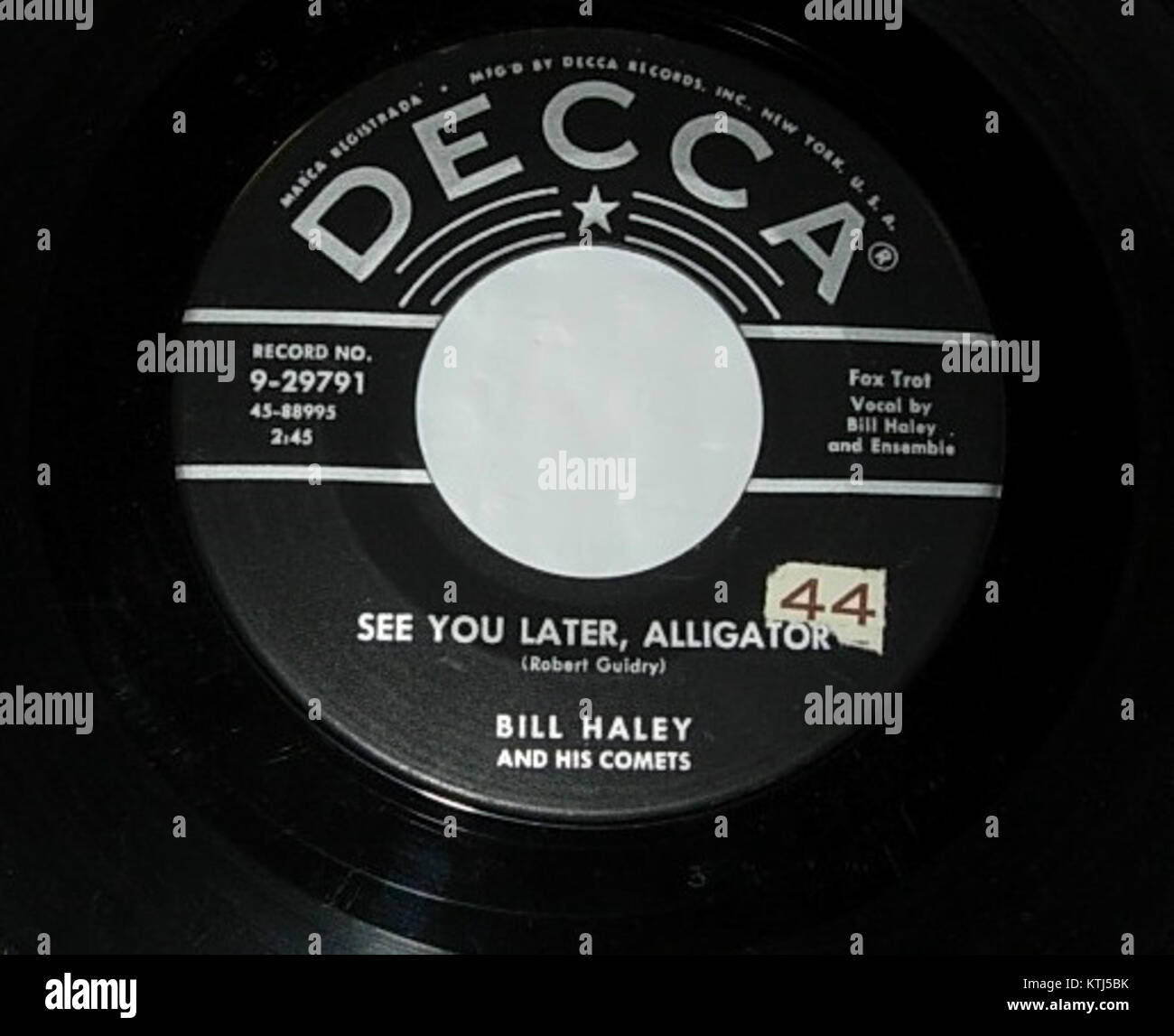 Le disque See You Later Alligator de Bill Haley and His Comets, publié sous le label Decca (numéro de catalogue 9 29791), est une chanson rock and roll emblématique des années 1950 qui a contribué à façonner le genre. Banque D'Images