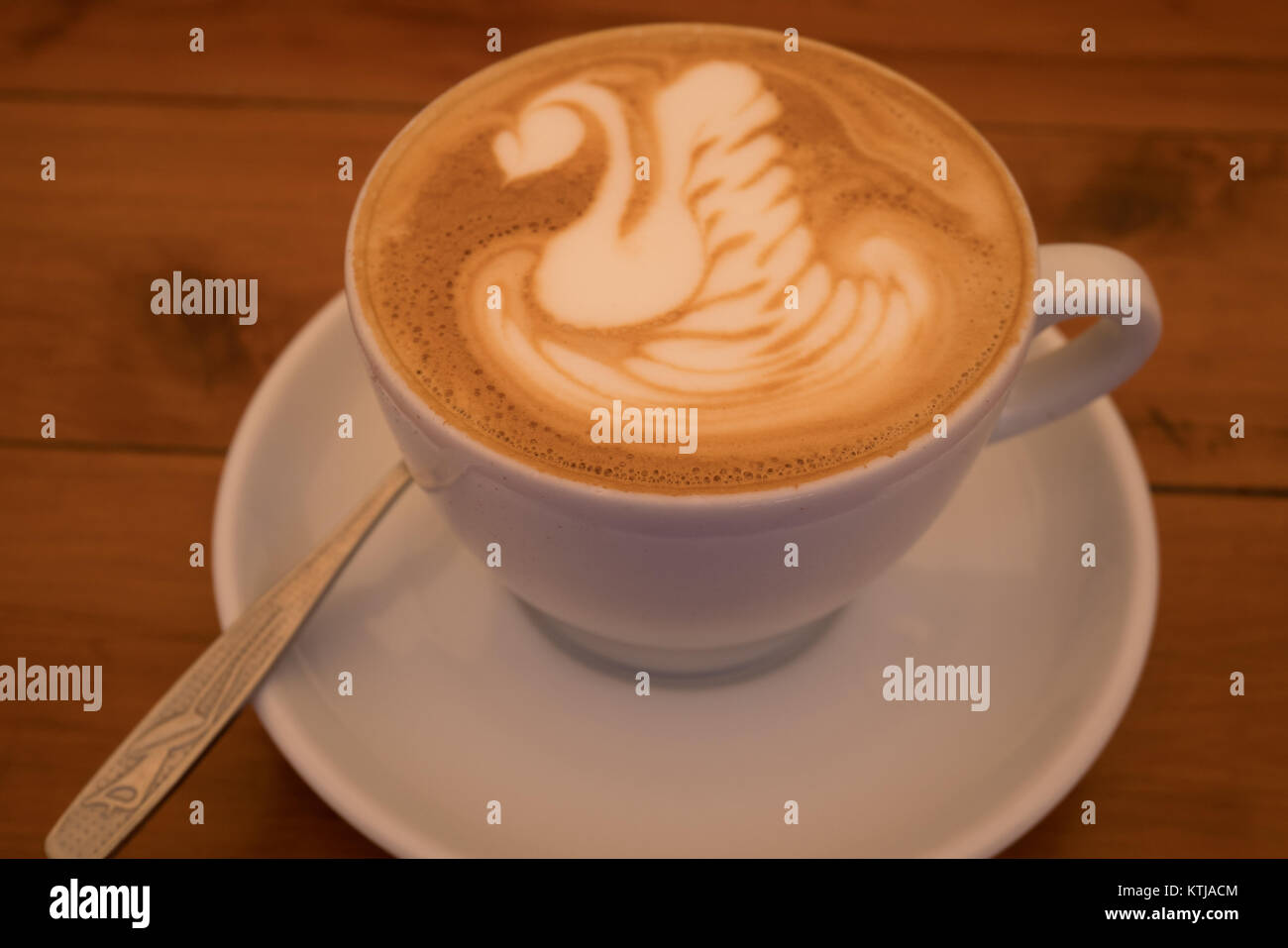 Latte art swan Banque D'Images