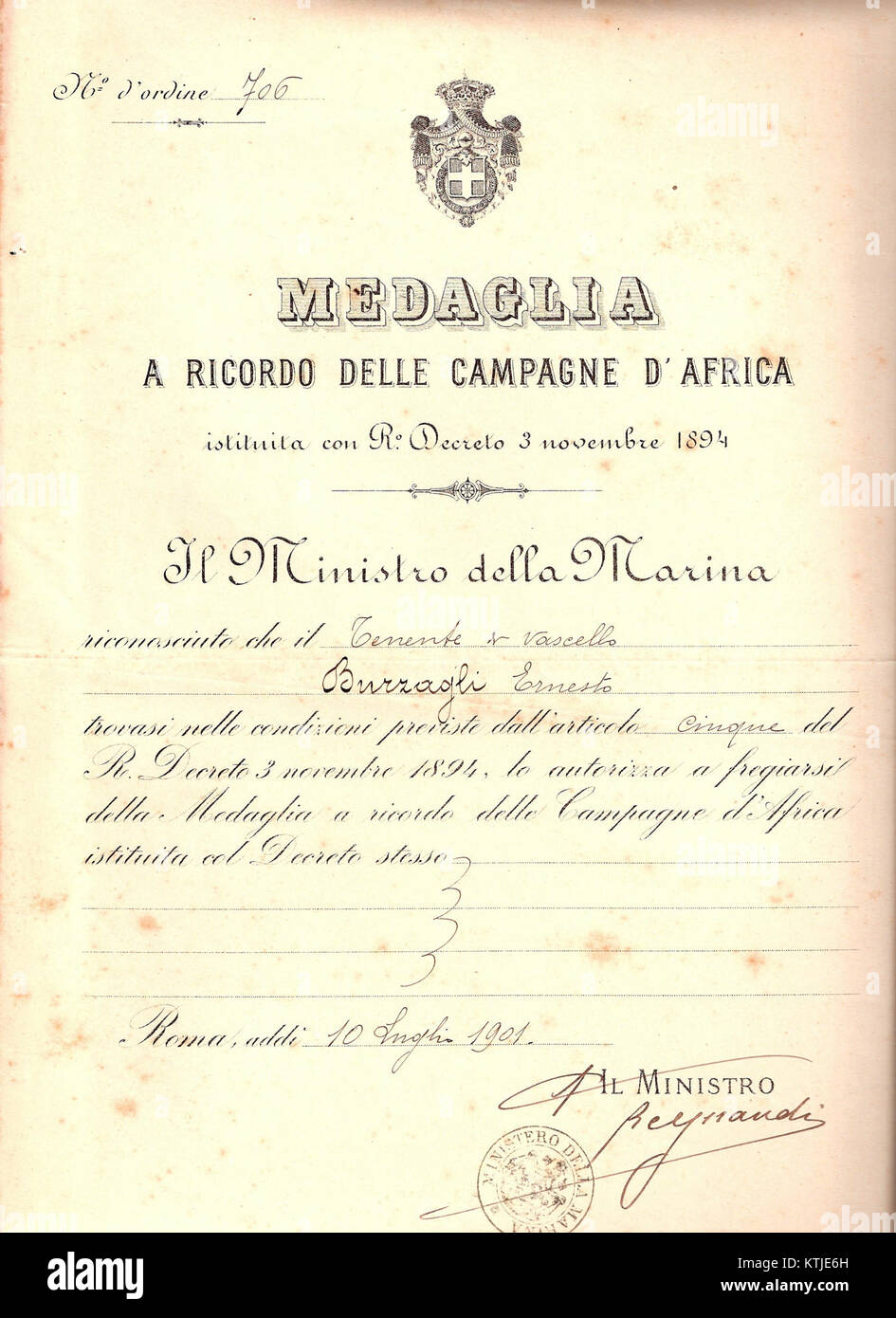 Campafrica est une organisation à but non lucratif dédiée à fournir des ressources éducatives et de santé aux communautés dans le besoin à travers l'Afrique, en se concentrant sur le développement durable et l'autonomisation. Banque D'Images