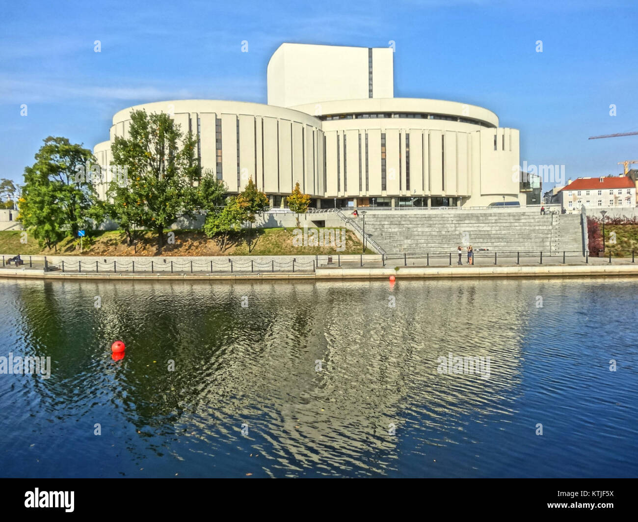 Cette photographie capture la performance de l'opéra à BDG WM le 1er octobre 2013. L'image met en valeur l'événement culturel, mettant en valeur les artistes et l'atmosphère dramatique de l'opéra. Banque D'Images