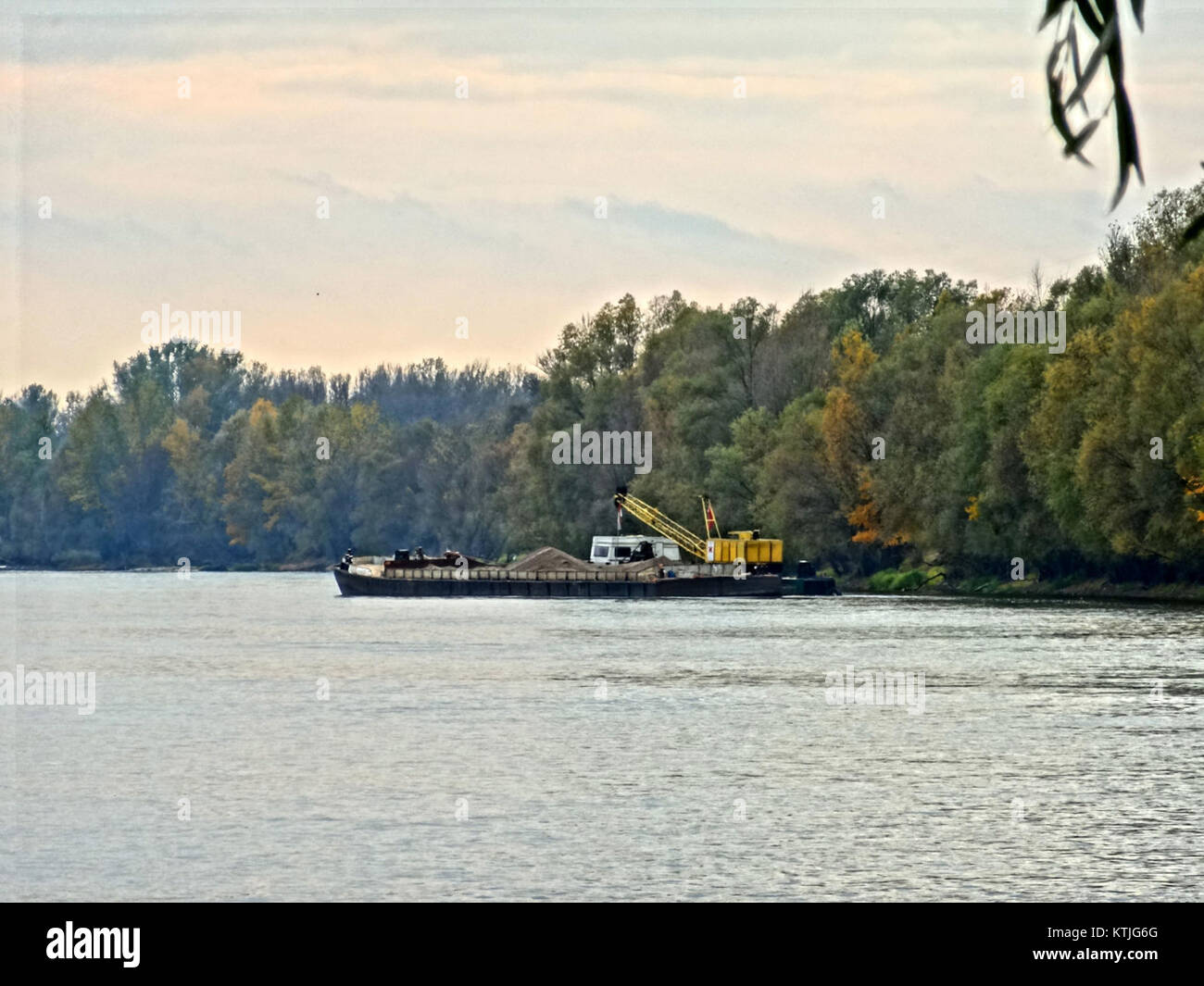 La région de Wisla-Brdyujscie, photographiée le 18 octobre 2013, présente le paysage et l’urbanisme de la région. Cette image illustre l'évolution de l'environnement urbain et l'importance historique de l'emplacement. Banque D'Images