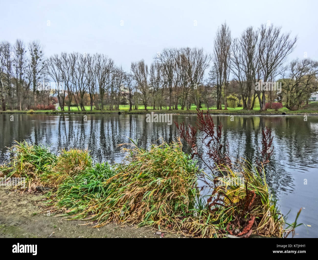 La photographie montre un bâtiment intitulé BrdakoloMP pris le 6 novembre 2013. L'image documente les détails architecturaux et le cadre. Banque D'Images