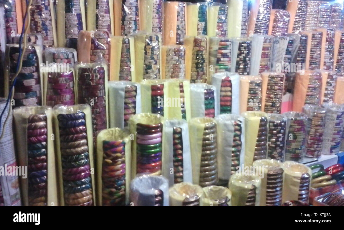 Bangalores à Mela fait référence à un rassemblement culturel traditionnel en Inde, où diverses activités régionales, y compris des foires, ont lieu. Banque D'Images