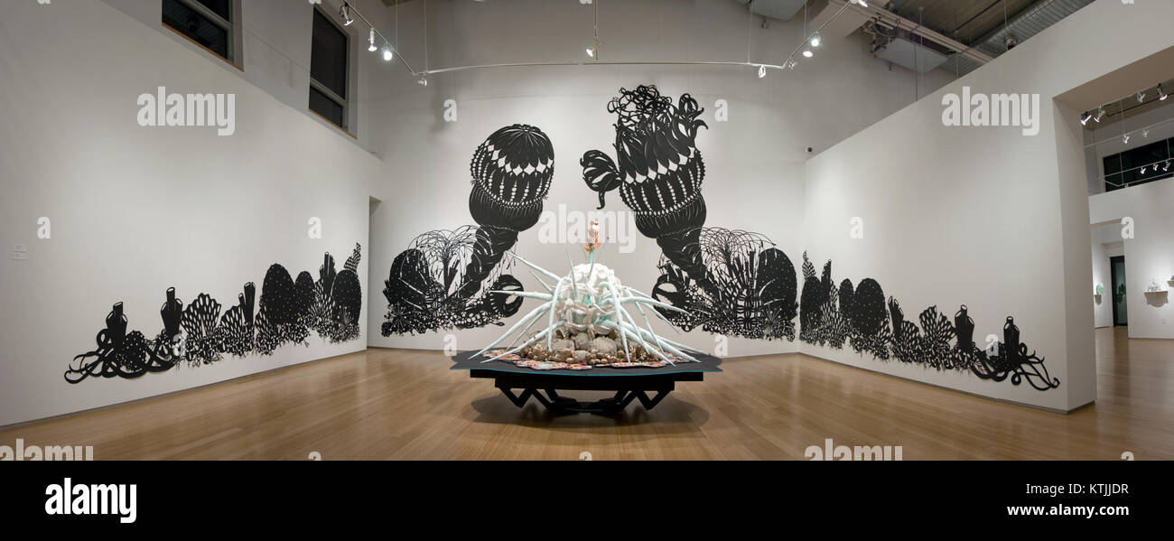 'Below a Sea of Stars' est une œuvre d'art de 2009 par un artiste non identifié, explorant les thèmes de l'astronomie et de la perception visuelle. Un contexte plus approfondi est nécessaire pour fournir plus de détails. Banque D'Images