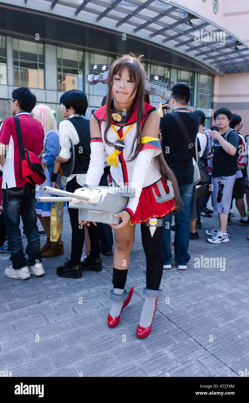 Le cuirassé Yamato Fleet Girl du jeu 'Fleet Girls' est un personnage populaire représentant l'emblématique cuirassé japonais Yamato, reconnu pour son rôle dans la guerre navale historique et la culture du jeu vidéo. Banque D'Images