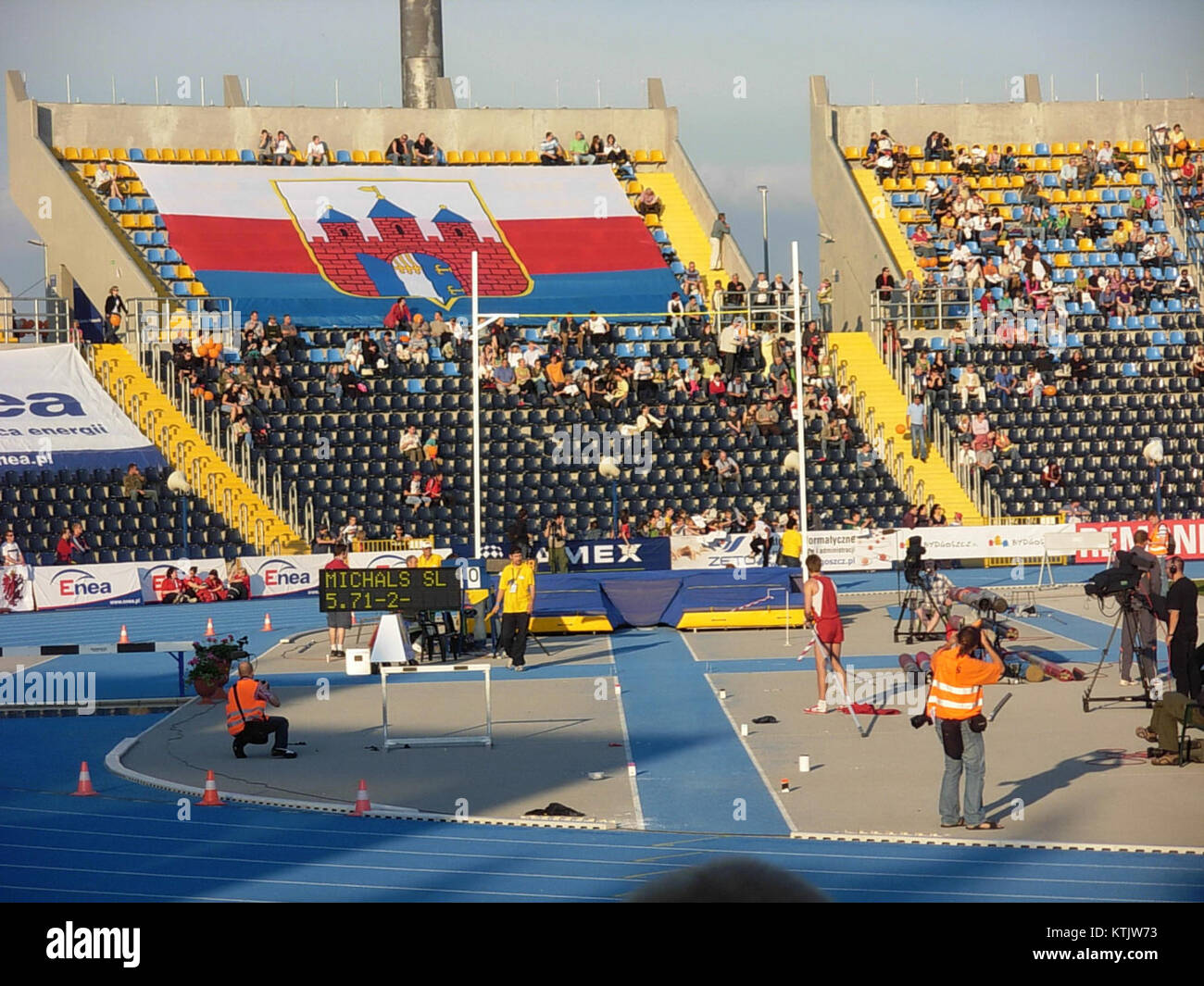 L’Enea Cup 3, qui s’est tenue en 2009, est un événement sportif majeur en Pologne, axé sur l’athlétisme de compétition. Cet événement met en vedette des athlètes de haut niveau de diverses disciplines participant à une gamme d'événements, mettant en vedette des performances individuelles et d'équipe. La Coupe Enea est devenue une partie importante du calendrier sportif polonais, attirant des compétiteurs nationaux et internationaux à la compétition. Banque D'Images