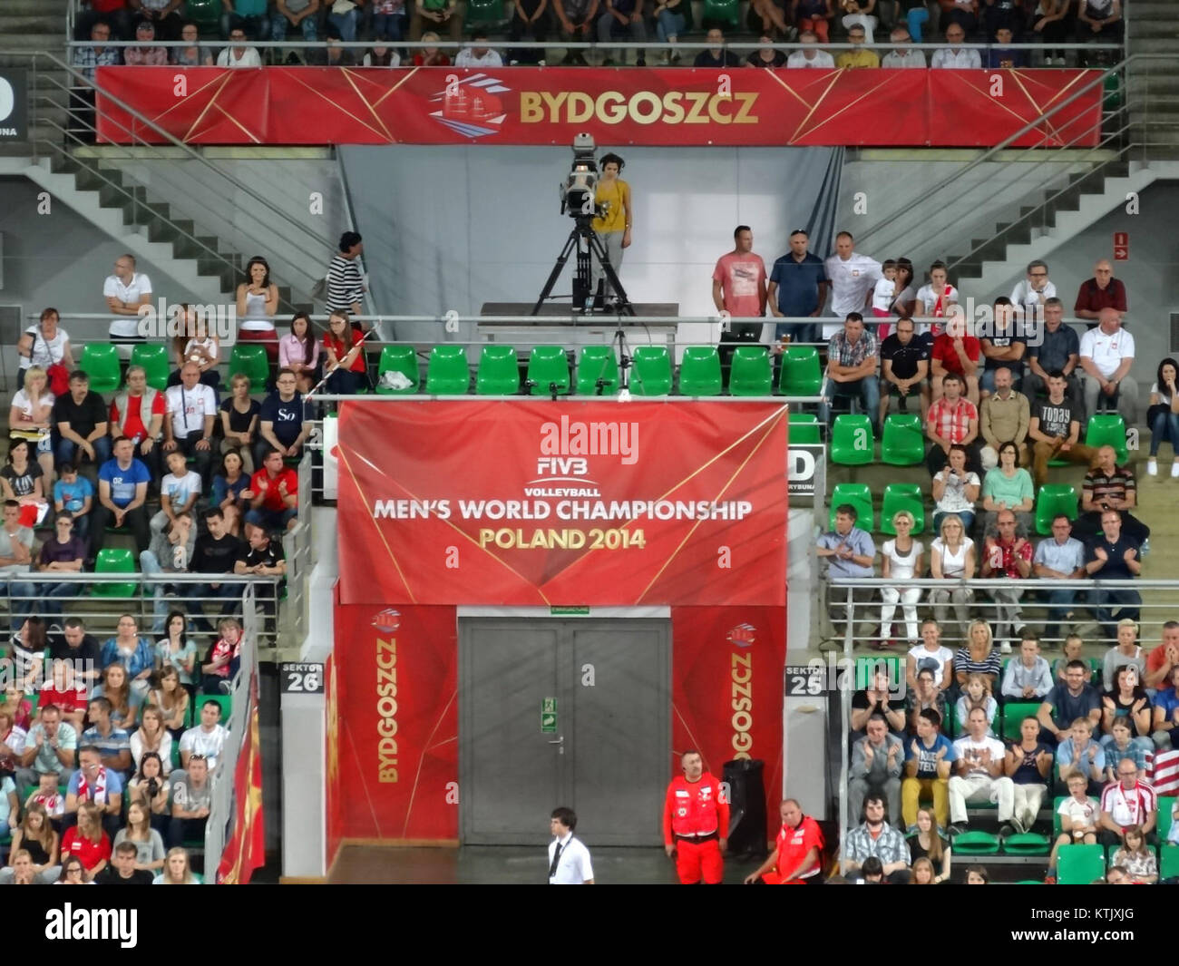 Un match de volley-ball entre l'Argentine et les États-Unis a eu lieu en septembre 2014. Le match faisait partie des qualifications de la Coupe du monde, mettant en vedette une compétition internationale de haut niveau. Banque D'Images