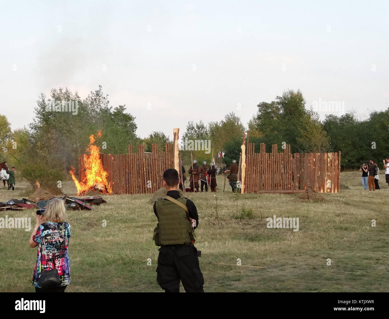 La production scénique de 2014 de BDG Wyszogrod présente une représentation théâtrale en Pologne, présentant l'histoire et la culture locales à travers une interprétation dramatique. Banque D'Images