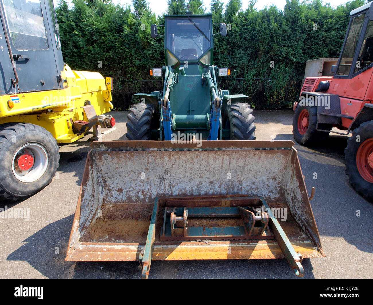 L'Atlas 61C est un vaisseau spatial, et cette image montre sa deuxième page, avec sa conception et ses spécifications techniques. L'Atlas 61C représente les progrès de la technologie spatiale et de l'ingénierie aérospatiale au cours de son époque. Banque D'Images