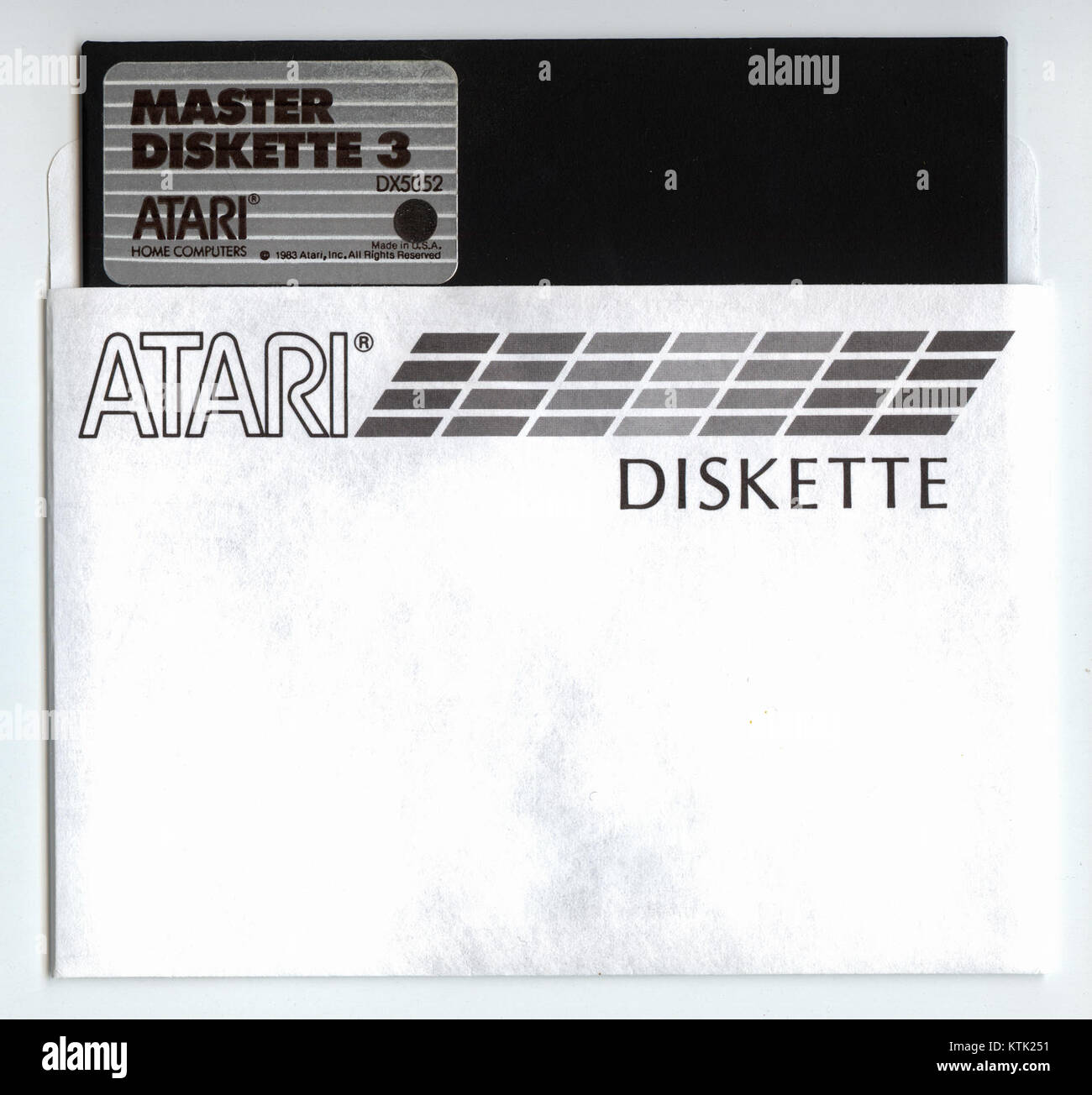 Master 3 Disquette Atari DOS Disquette 3 dans le manchon Banque D'Images