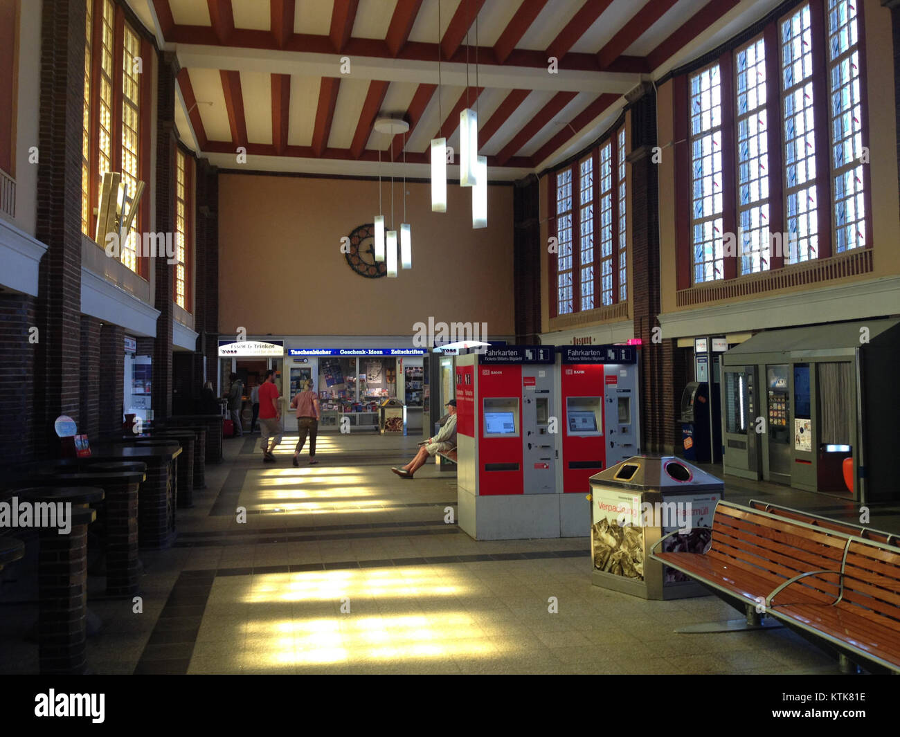 Bahnhof flensburg Banque de photographies et d'images à haute résolution -  Alamy
