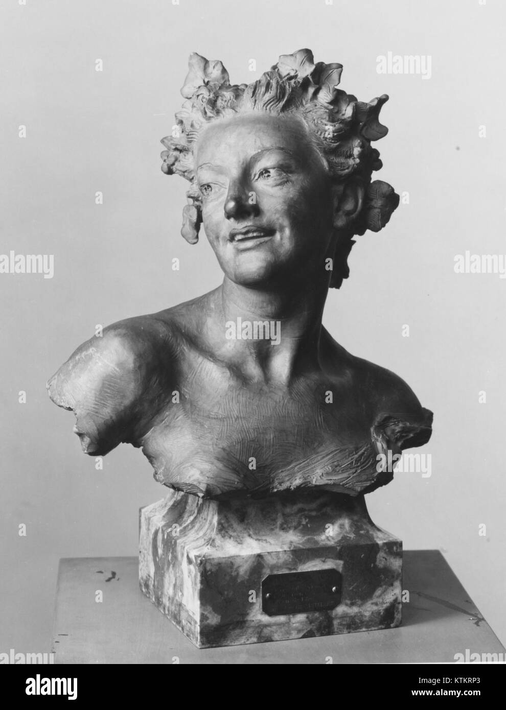 Sculpture d’un Bacchante, figure de la mythologie romaine, représentée avec des feuilles de vigne, faisant partie de la collection du Metropolitan Museum of Art. Banque D'Images
