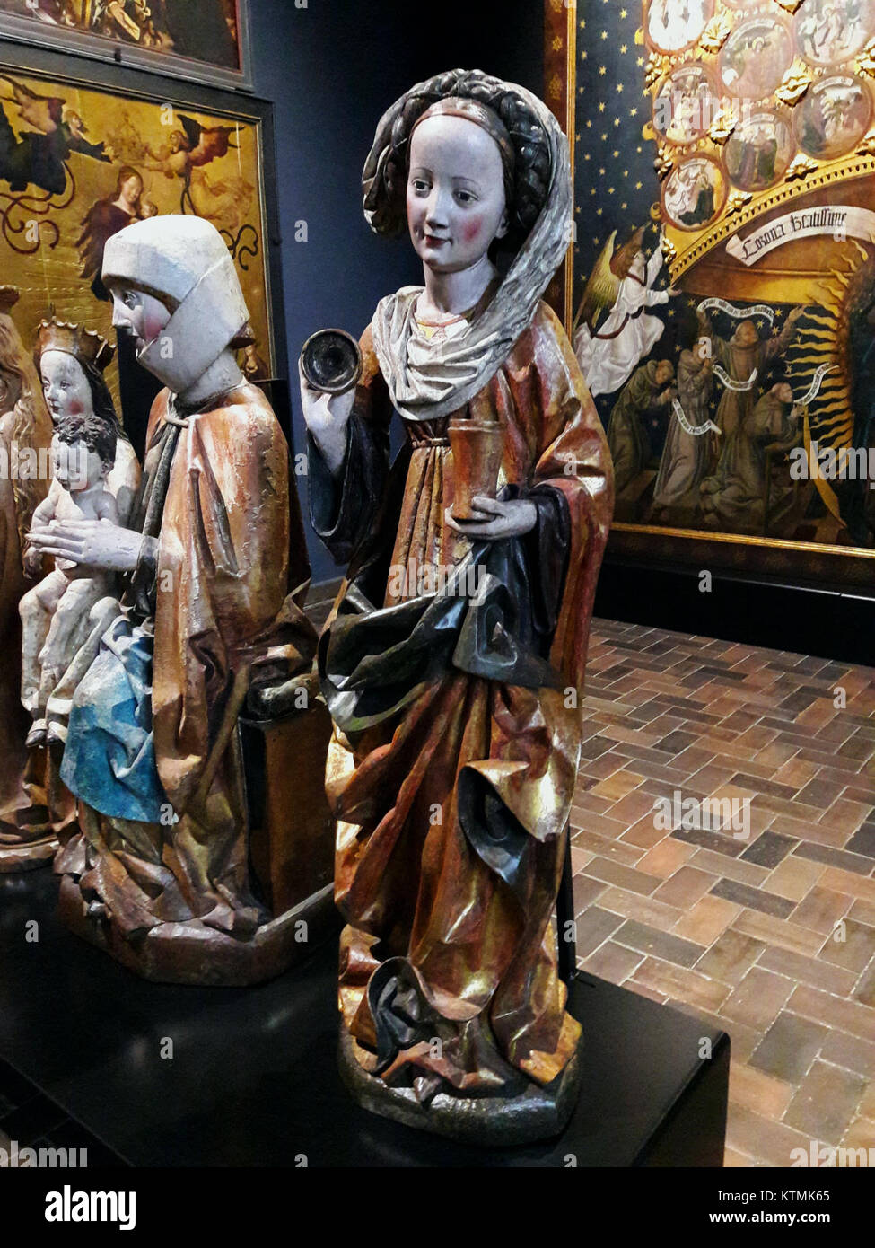 Le tableau 'Marie-Madeleine' de Bavière, datant du début du XVIIIe siècle, représente la figure biblique de Marie-Madeleine. L’œuvre capture l’humeur sombre et la nature contemplative du sujet, en mettant l’accent sur l’émotion et la spiritualité. Banque D'Images